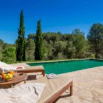 Pool Mitten im Natur Bed and breakfast Spanien