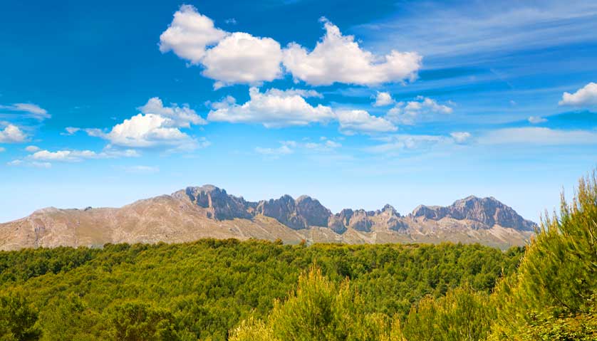 Walking holidays in Spain at Casa Rural Refugio Marnes 